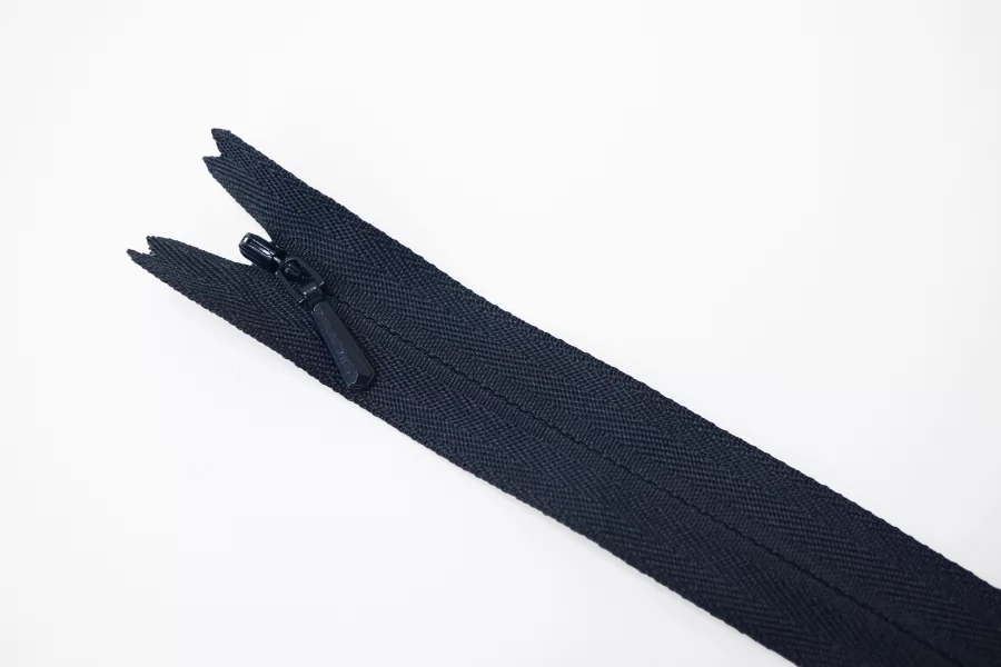Молния потайная YKK Тёмно-синяя 43 см D4 27012615