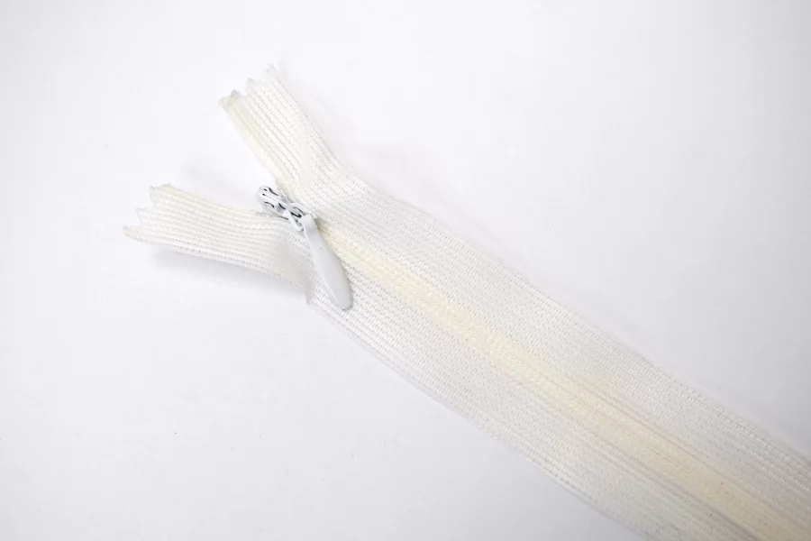 Молния потайная Молочно-белая 19 см H15 27012633