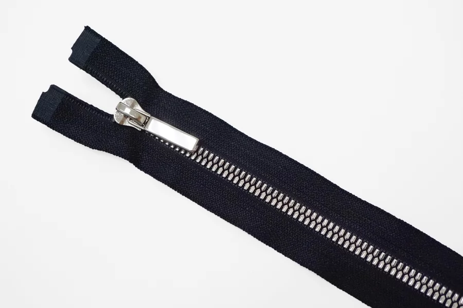 Молния пластиковая UZ тракторная разъёмная двухзамковая Тёмно-синяя 71 см F31 27012651