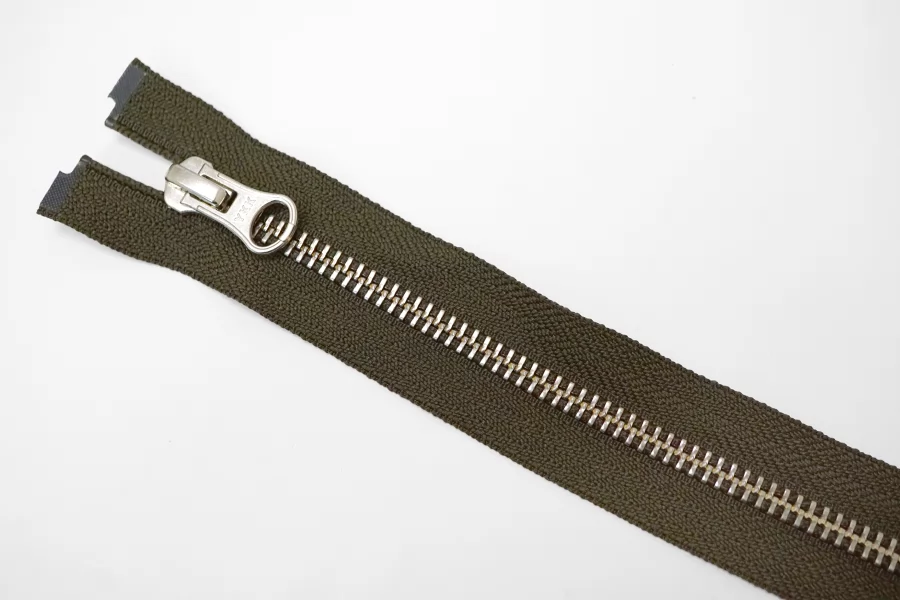 Молния металлическая YKK однозамковая разъемная Зелёная 63 см H14 27012666