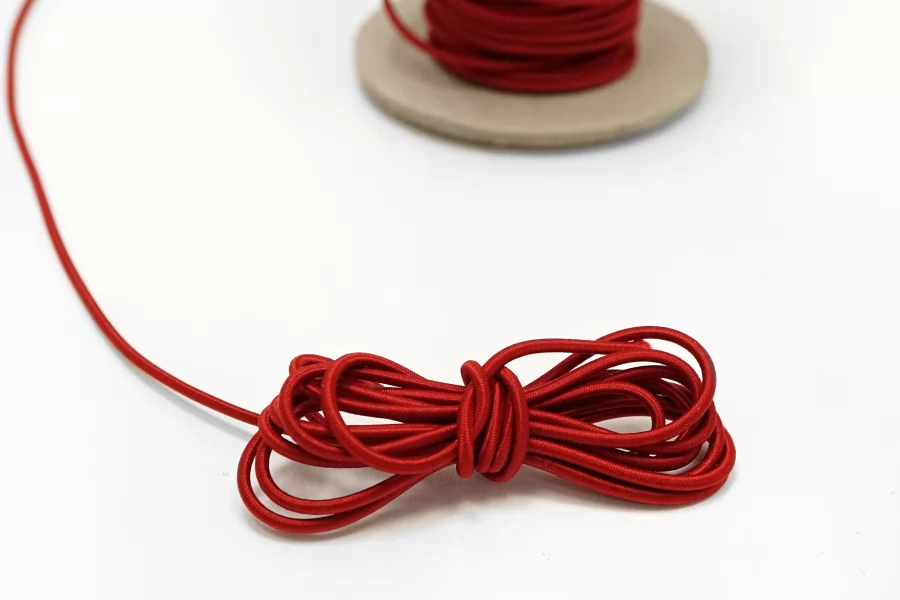 Резинка шляпная темно-красная  2 мм  KR5D 2032617