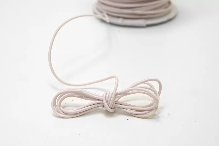 Резинка шляпная бледно-розовая  2 мм  KR4D 2032619