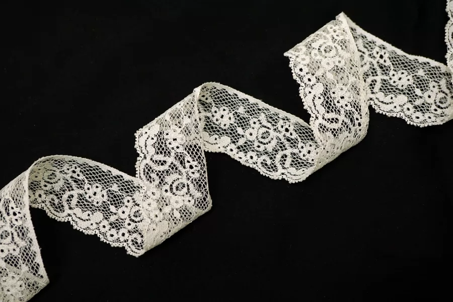 Кружево молочное 3 см KR5E 25022661