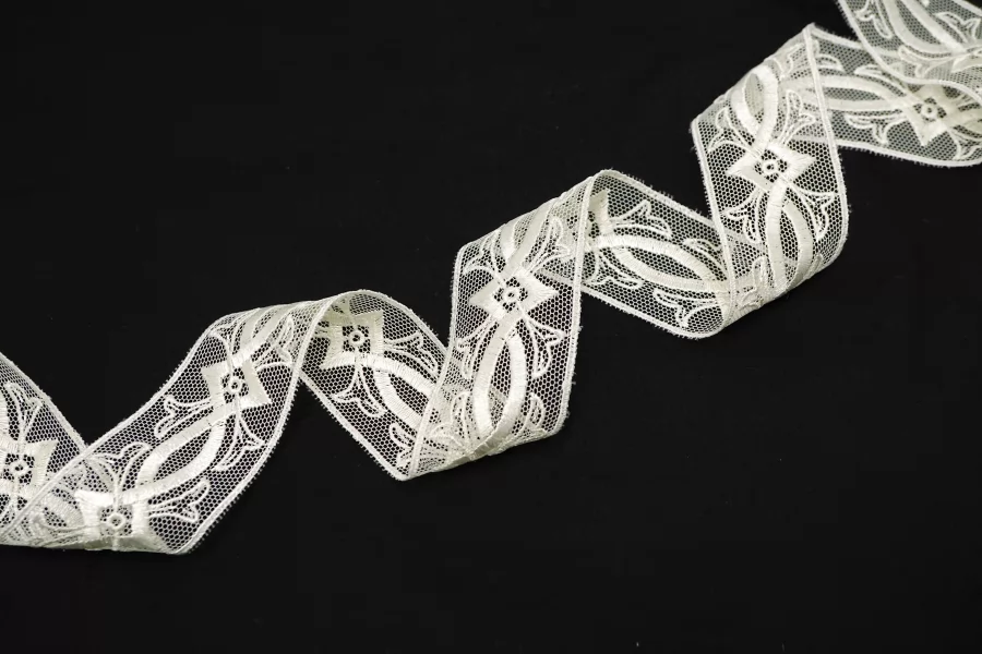 Кружево молочное 4 см KR5E 25022668