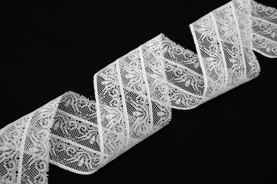 Кружево ALTA MODA белое 6.5 см ST3 25022673